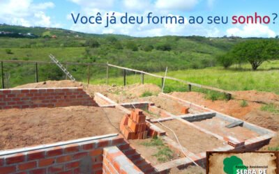 Mais casas sendo construídas